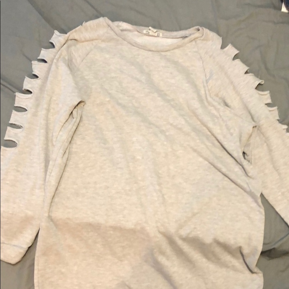 Cut grey long sleeve